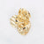 Gouden stainless steel broche met glanzende, organisch gevouwen vorm.