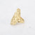 Gouden stainless steel ring met verstelbare pasvorm en organisch gehamerd design.